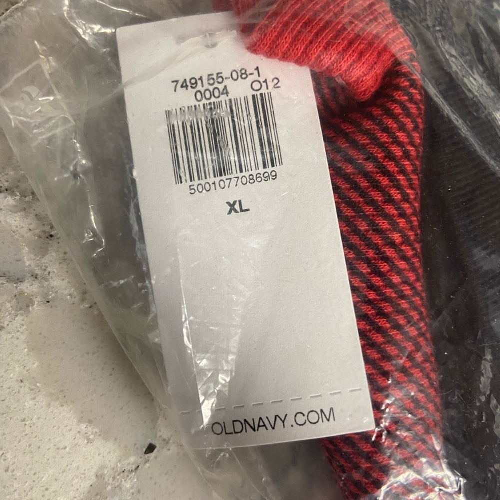 Old Navy Red and Black Plaid Thermal Pajama Pants (XL) - Picture 4 of 5
